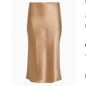 Wilfred Ambience Silk Midi Skirt Size Small Size 6
Gold Camel-Stunning!